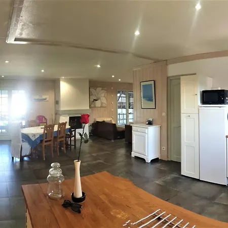 L'auberge Espagnole 6 Personnes 阿雷斯