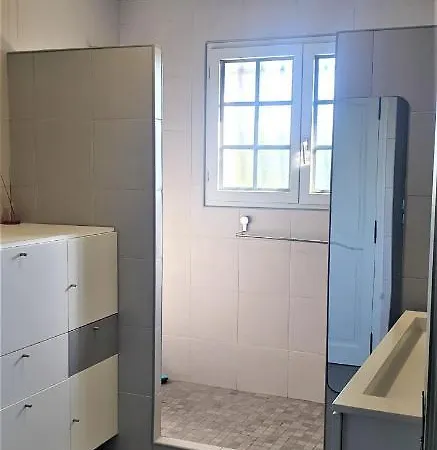 L'auberge Espagnole 6 Personnes 阿雷斯